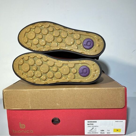 Bionica Natick Lace-Up Boot - Picture 6 of 7